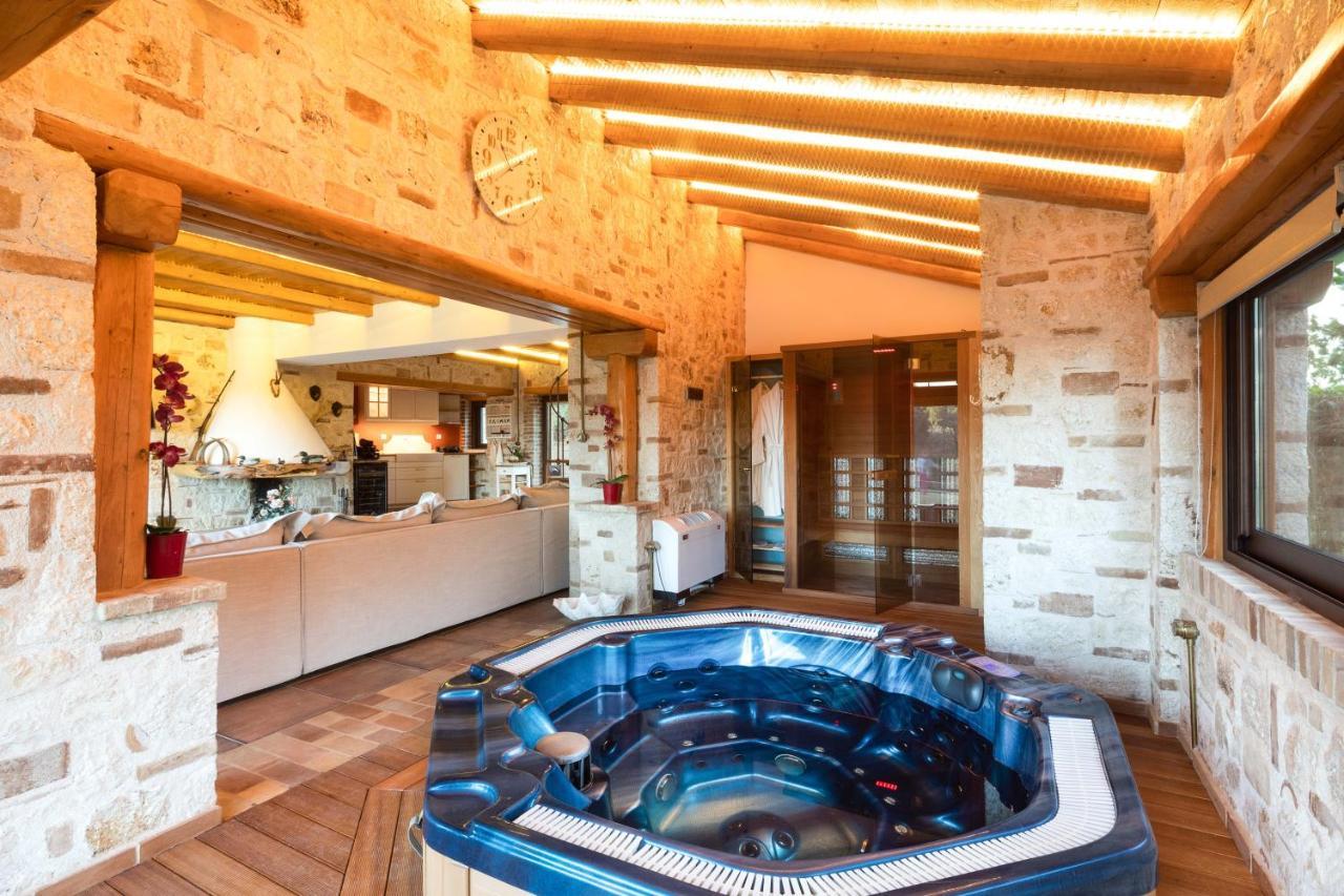 Villa Madera By Corfuescapes Kompítsion Eksteriør billede
